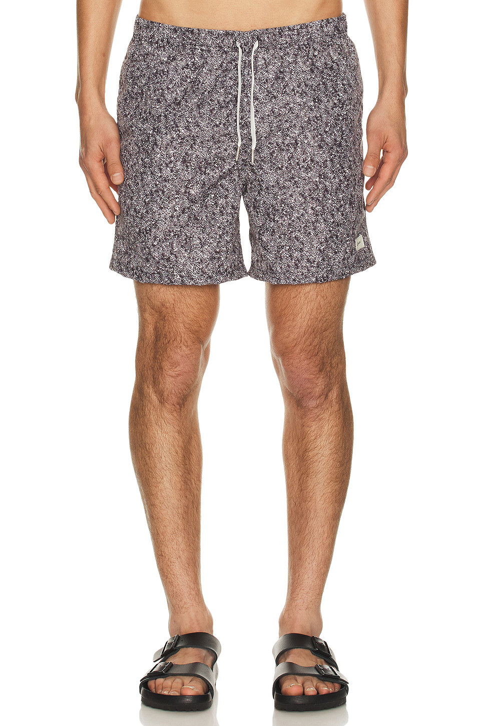Bather Printed Classic Swim Trunk 休闲时尚潮流男REVOLVE  黑