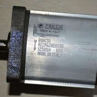 原装 RONZIO罗茨03Z系列双联齿轮泵03ZAG35Q065AD＋01ZAG260001PD