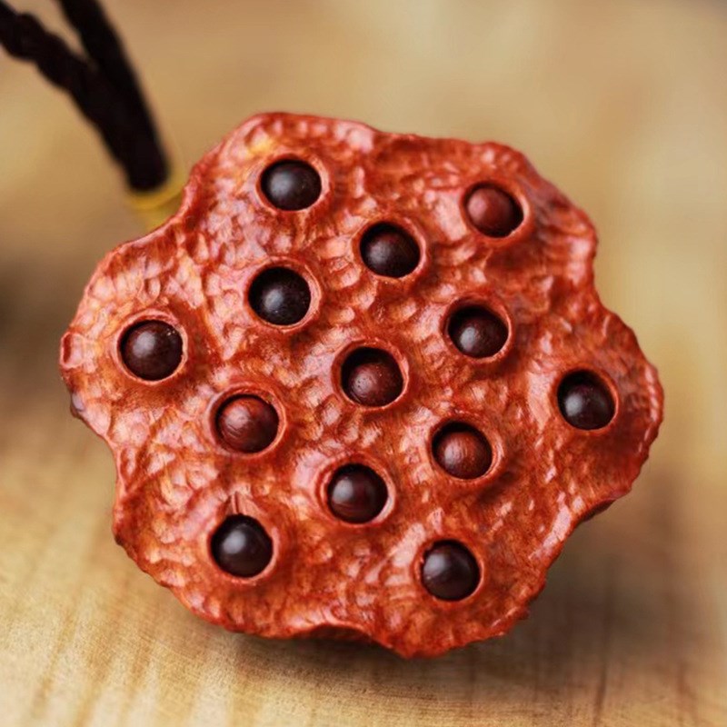 赞比亚小叶紫檀莲蓬款挂件手把件规格6公分8公分书桌面装饰厂