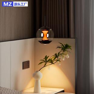 卧室床头吊灯高级感轻奢2025新款主卧手扫感应升降意式极简小吊灯