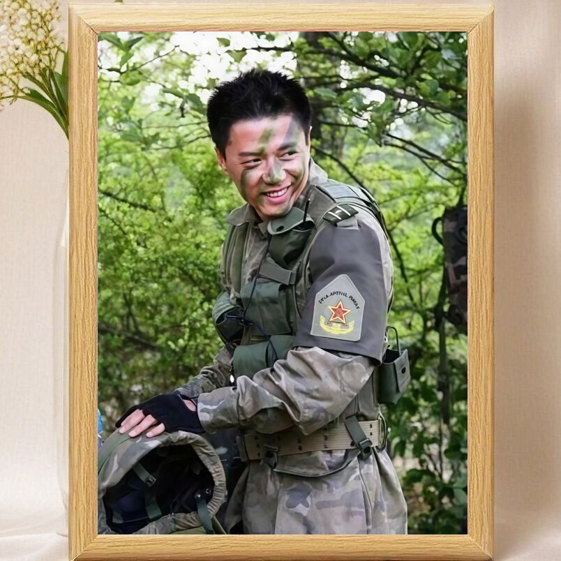 士兵突击袁朗战士摆台相框军人摆件军人装饰画军人礼物周边装饰画