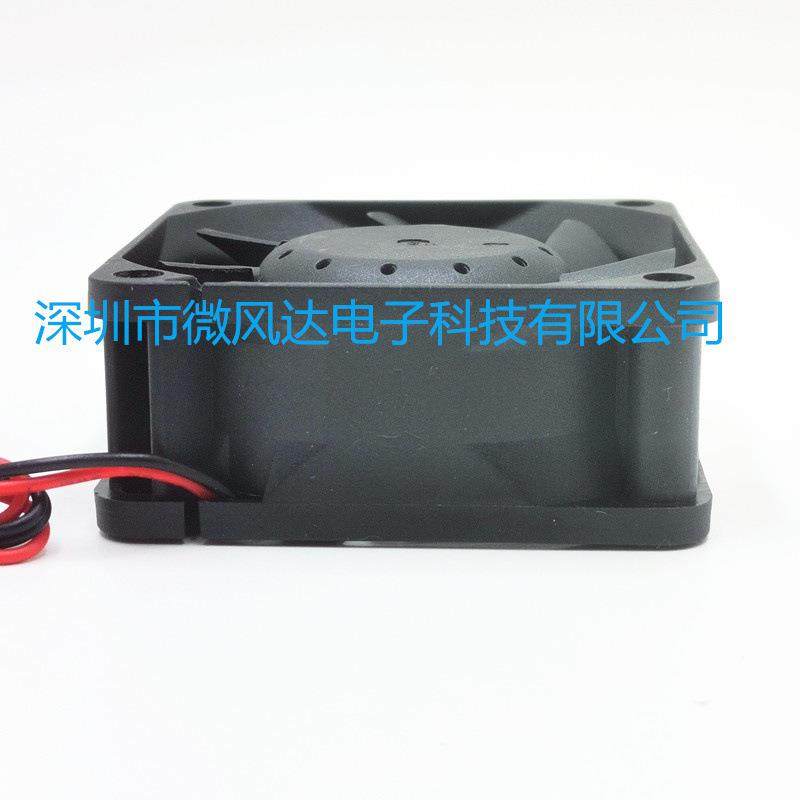 9WP0612H401-60X60X25MM 6025双滚珠IP68防水风机