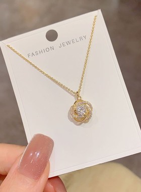 韩版气质小众时尚缠绕锆石花朵项链森系轻奢网红锁骨链设计感颈链