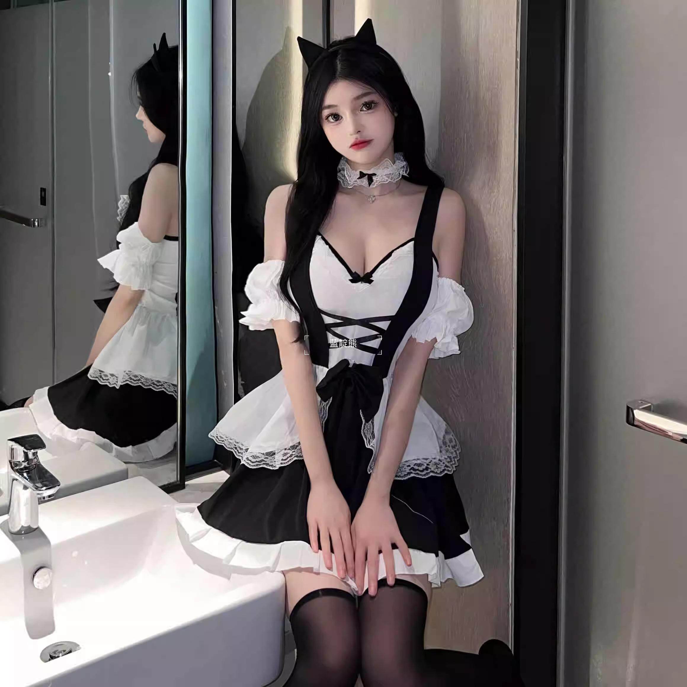 甜美日系女仆制服洛丽塔露肩收腰蓬蓬荷叶边吊带连衣裙套装lolita