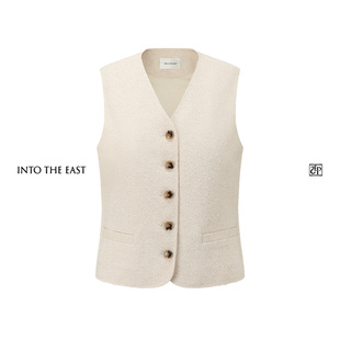 Into The East己印象牙白颗粒肌理v领马甲