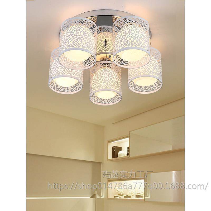 圆形餐厅灯三头小户型卧室吸顶灯具简约现代家用创意玻璃饭厅吊灯