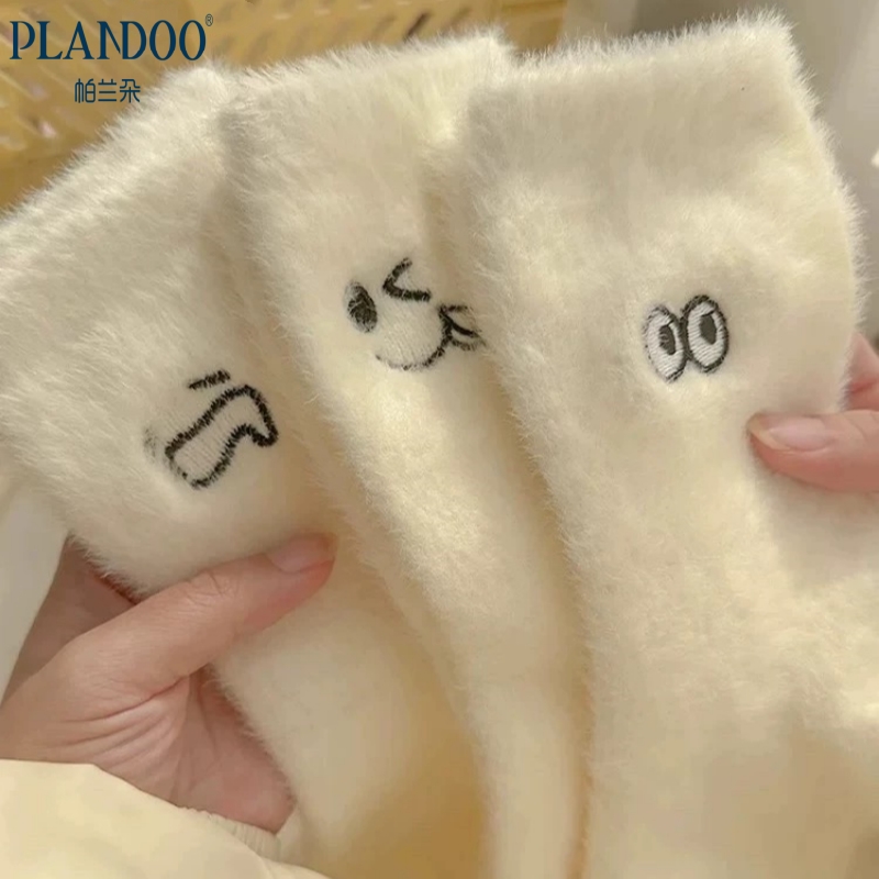 加绒刺绣冬季水貂袜子款加绒秋冬加厚保暖白色毛茸茸表情堆堆