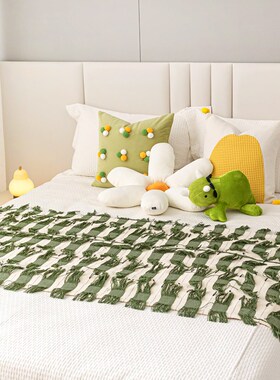 北欧黄绿色儿童房床品多件套民宿样板间软装床旗抱枕棉流苏搭毯