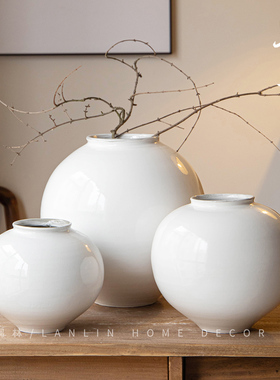 新中式白色陶瓷月亮罐花瓶插花手工圆球形粗陶摆件室内玄关书架装