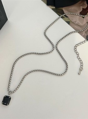 甜酷辣妹风双层叠戴锁骨链女高级简约小众设计感轻奢黑色锆石项链