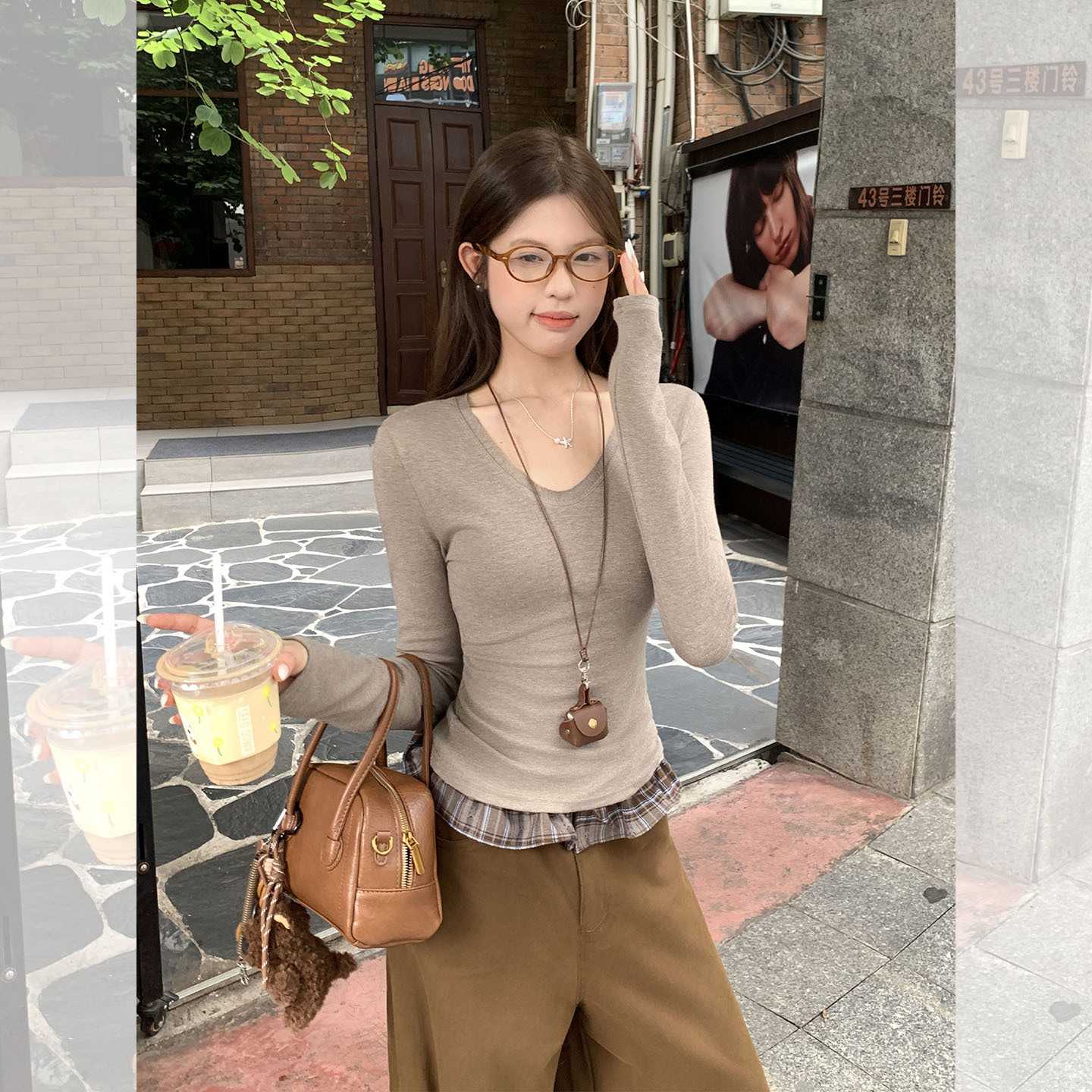 纯色正肩V领长袖针织衫女2026年秋季新款修身收腰内搭打底衫上衣