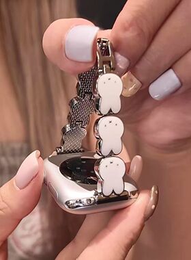 适用于苹果s11/10手表带女款链条可爱兔子iwatchs9/8/7/6/se表带