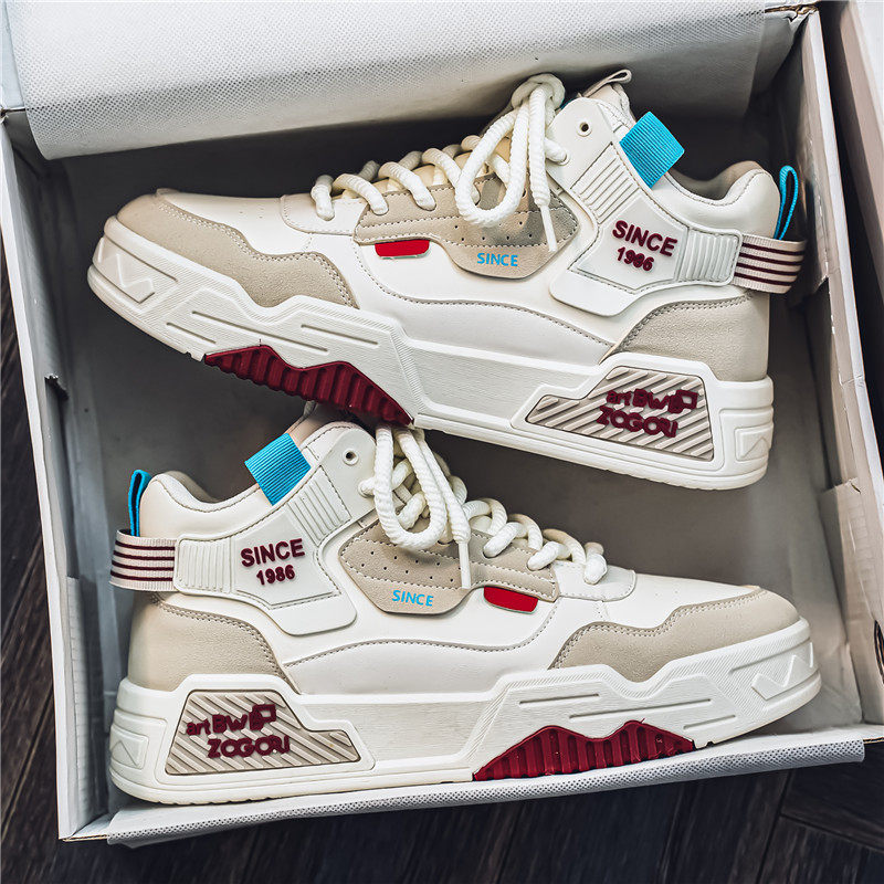 男鞋春季初中学生中帮板鞋运动百搭休闲厚底增高青少年真皮小白鞋