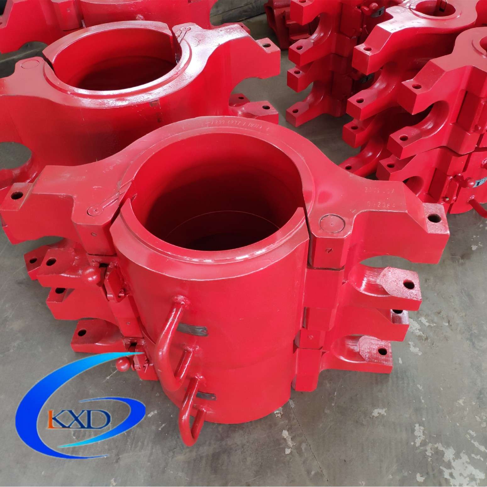 现货供应7寸套管吊卡150吨位  CD侧开177.8钻井工具套管吊卡