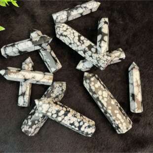 天然雪花黑曜石水晶柱公斤货源直供白紫粉黄水晶消磁风水摆件家居