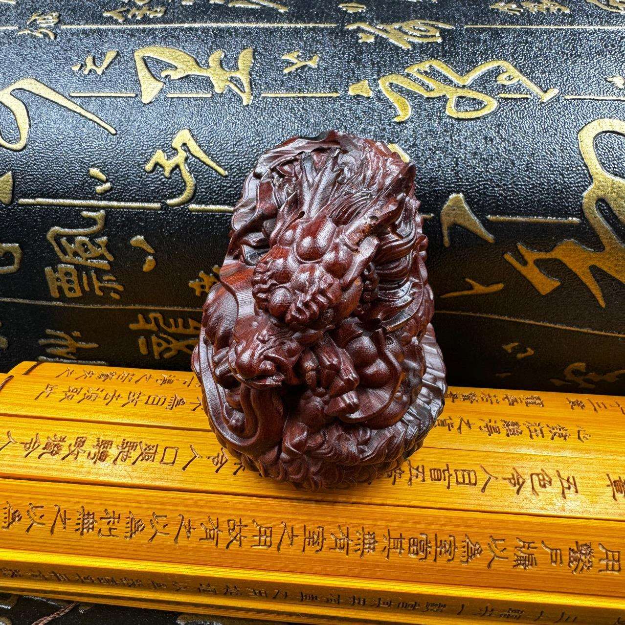 雷枣木龙手把件木雕盘龙摆件木质工艺品挂饰文玩随身盘玩