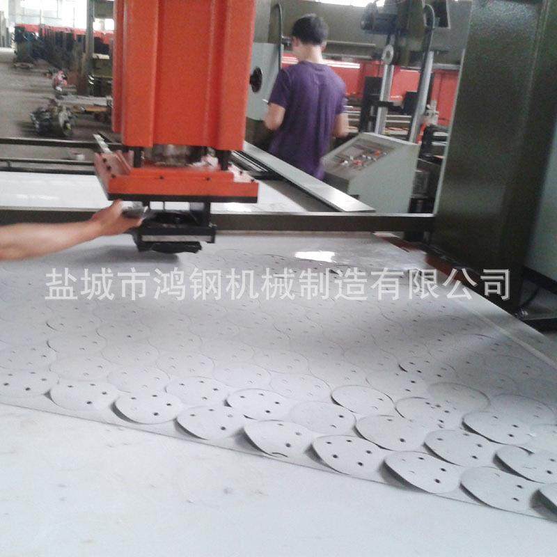 按需制作无纺布海绵龙门下料机 电脑全自动横移式裁断机,纺织面料/辅料/配套,皮革加工设备,淘宝优惠券,粉丝福利购,淘宝优惠卷