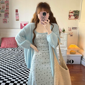 2026新款早春独特绝美温柔风蓝色碎花连衣裙子女针织开衫长裙套装