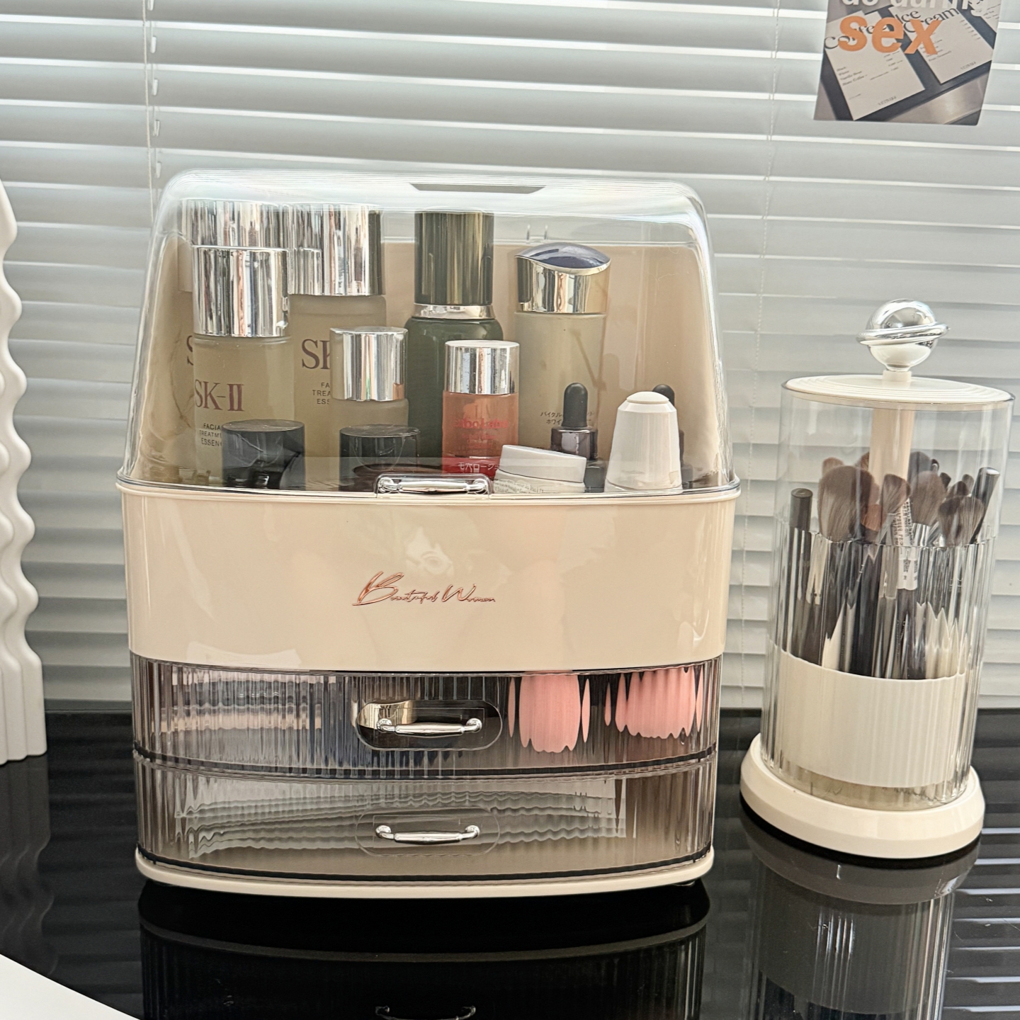 高级感化妆品收纳盒桌面抽屉式口红面膜梳妆台大容量护肤品置物架