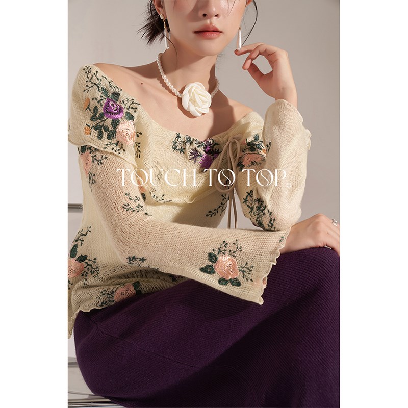 TTT设计款|法式复古绣花重工一E字肩针织衫女秋宽松微透上衣