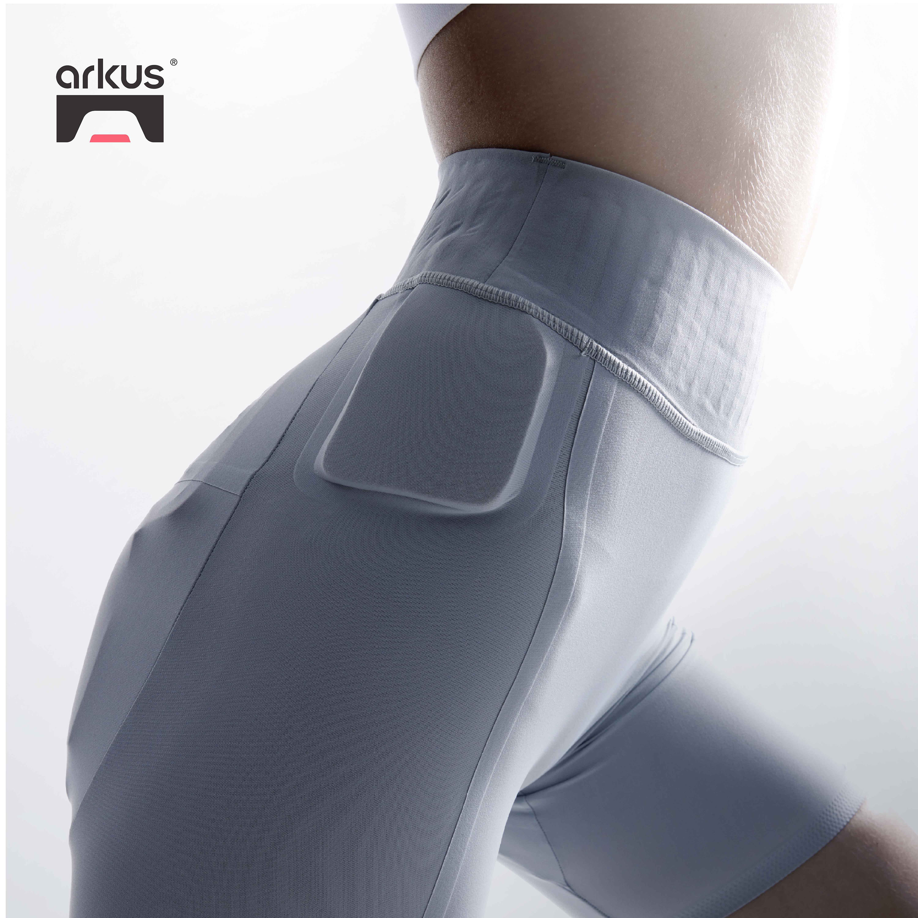 ARKUS滑雪护具AIR+滑雪护臀护膝内穿成人青少年男女2526款