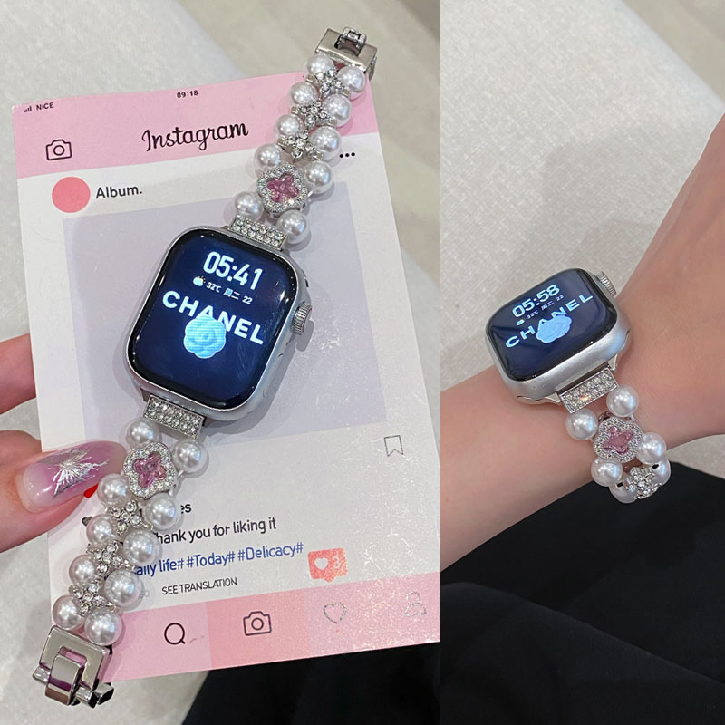 适用苹果手表S10表带iwatch S9四叶草珍珠S8带钻S7654女款新Ultra2细款金属表带轻奢高级感