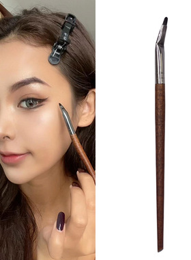 VAO折角眼线刷弯头眼线膏专用刷画下至刷子卧蚕刷带盖笔刷细节刷