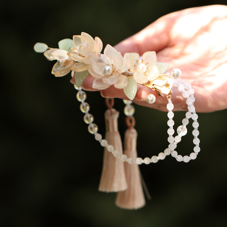 玉兰花时尚简约古风流苏弹簧夹女精致百搭夹子汉服仙美后脑勺马面