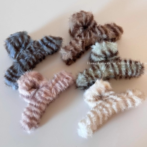 虎斑纹秋冬毛绒一字抓夹发饰