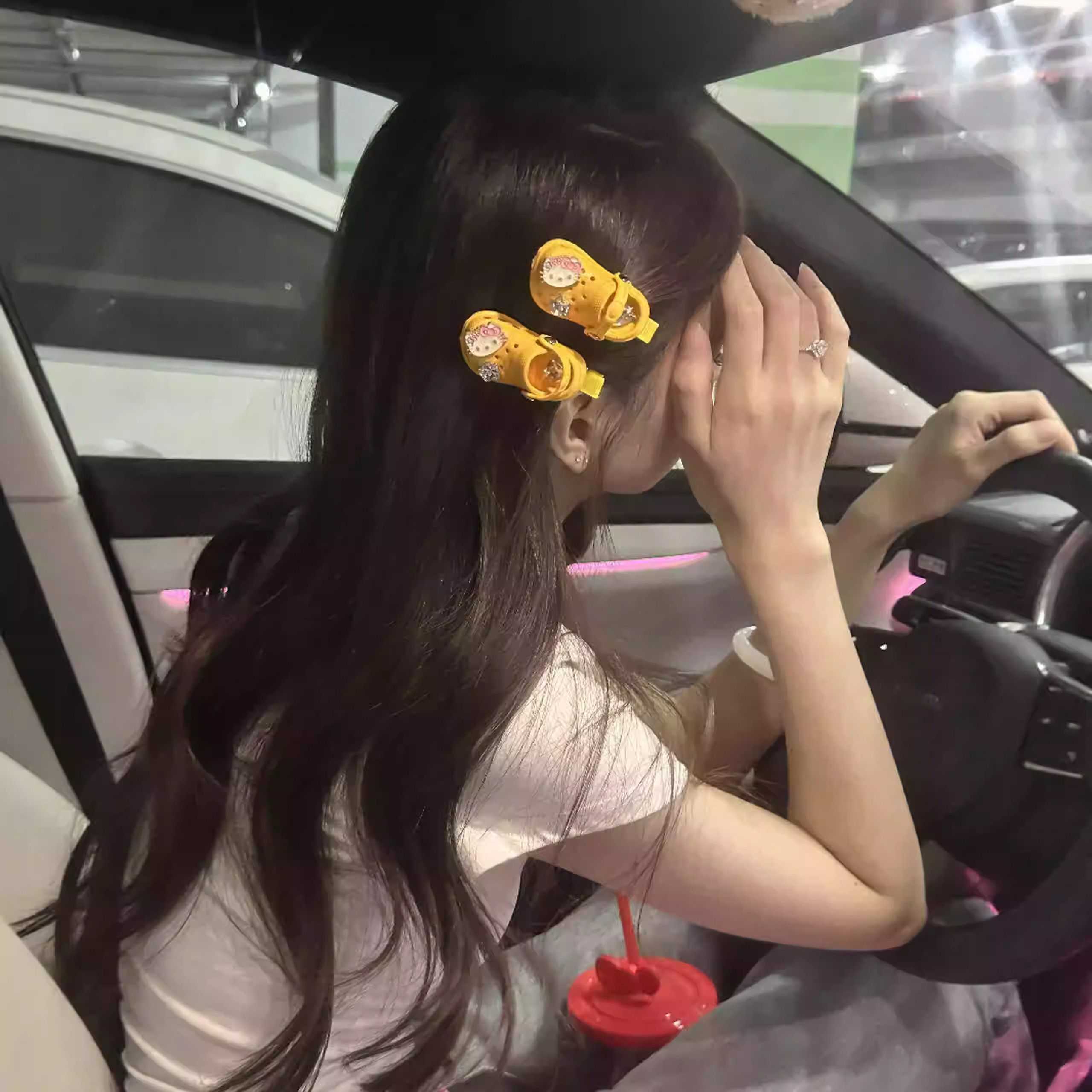 洞洞鞋碎发夹可爱刘海边夹