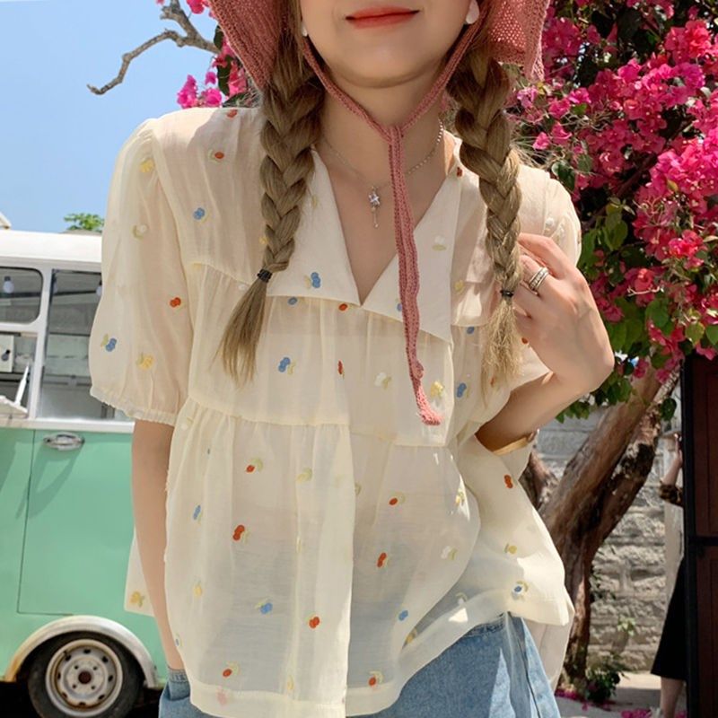 法式小众短款泡泡袖上衣温柔风甜美风D2022年新款刺绣娃娃衫女夏,女装/女士精品,衬衫,淘宝优惠券,粉丝福利购,淘宝优惠卷