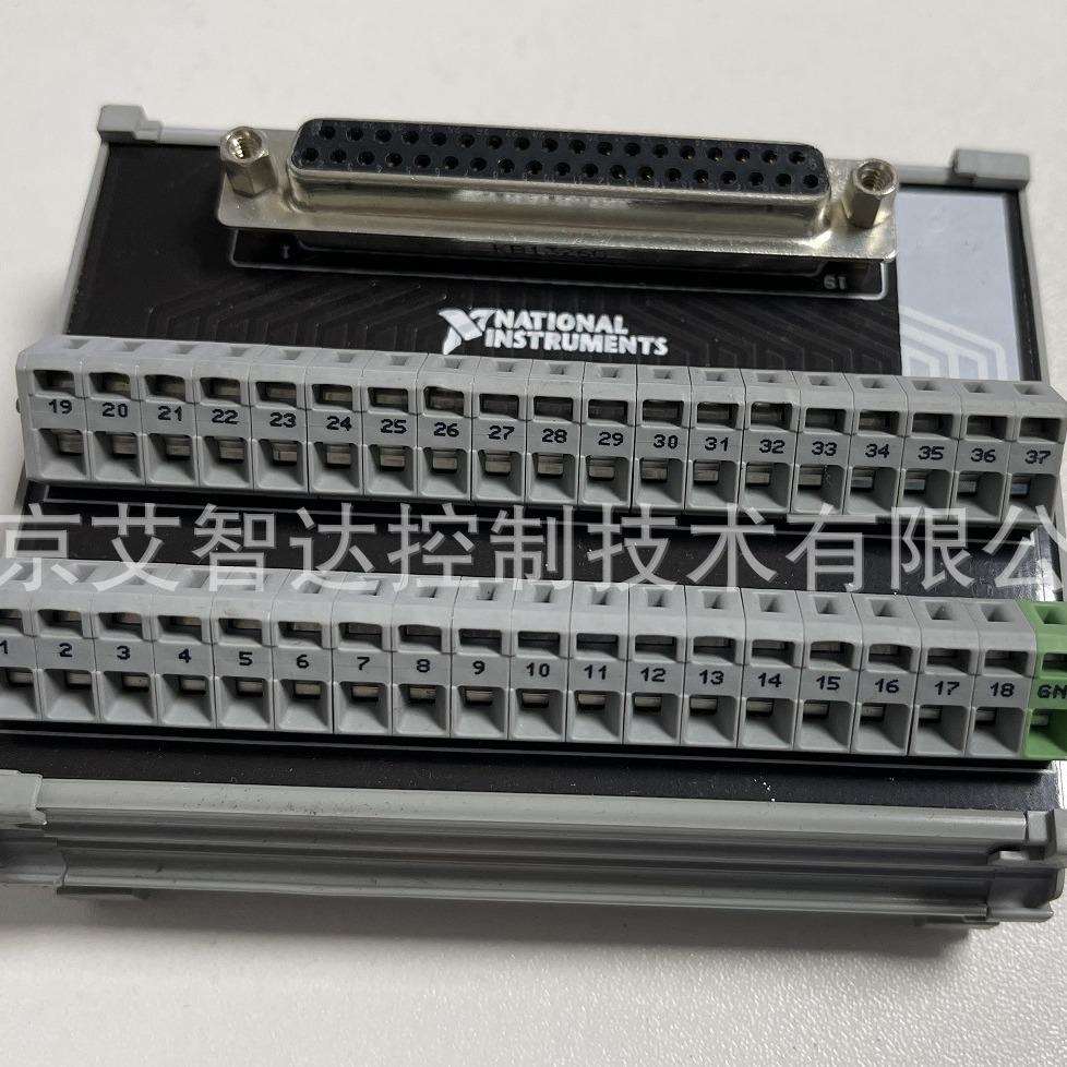NI CB-37FH 778676-01 D-SUB DB37 接线盒