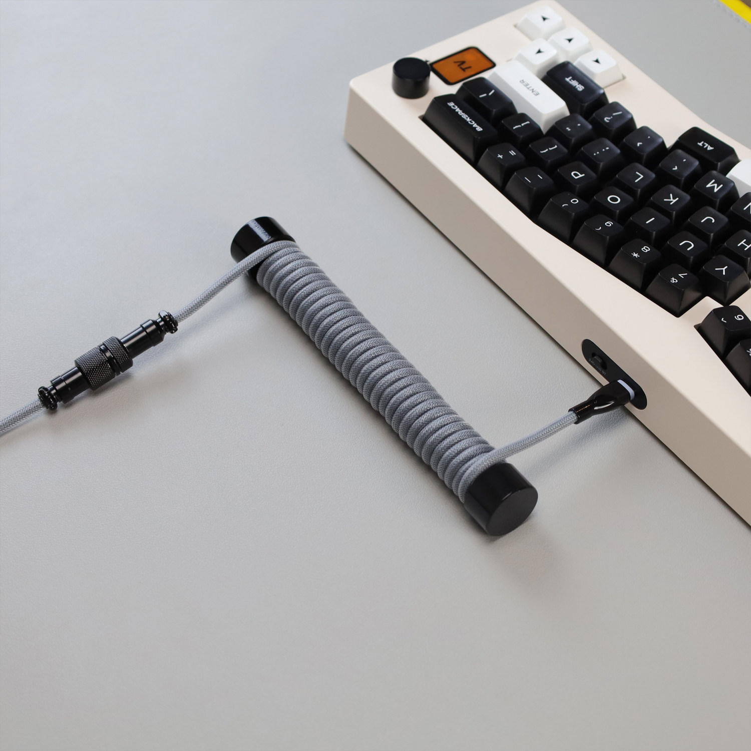 战蛛键盘航插线配重杆绕线器