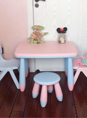 A10L双层防滑儿童塑料宝宝餐桌椅套装 幼儿园写字桌椅玩具桌 1套
