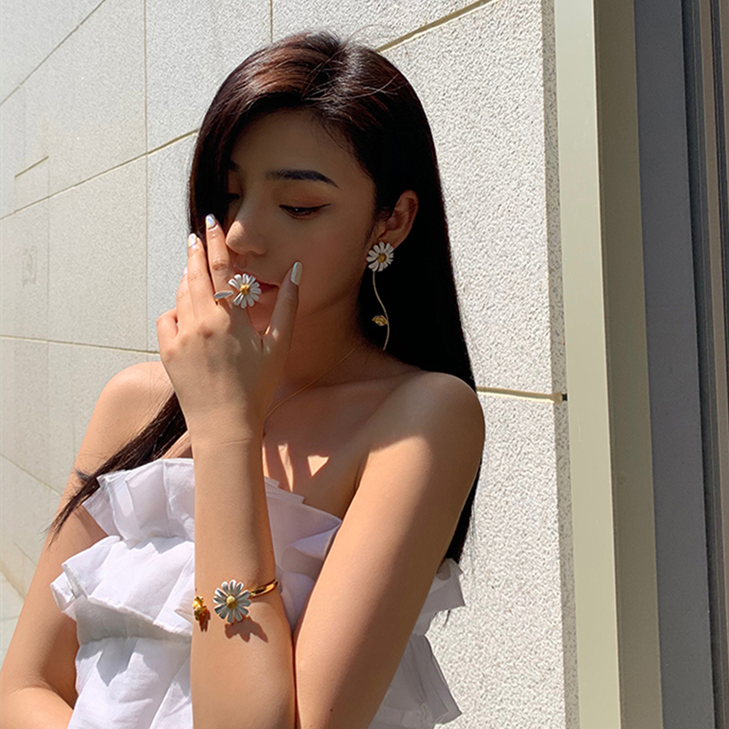 极速2021 New Spring White Enamel DDaisy Flower Vintage Elega
