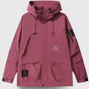 时尚 新款 春季 潮流百搭休闲男女情侣款 草莓熊漫步者冲锋衣