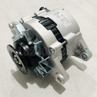 新源75 9轮式 挖掘机配件 新柴电喷发动机4D32XG30发电机总成