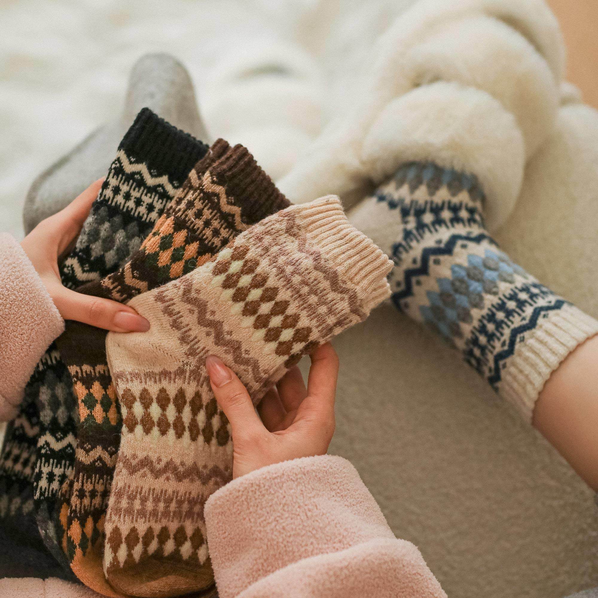 “费尔岛风情”羊毛袜子女款加绒加厚秋冬季保暖堆堆袜复古中筒袜,女士内衣/男士内衣/家居服,中筒袜,淘宝优惠券,粉丝福利购,淘宝优惠卷