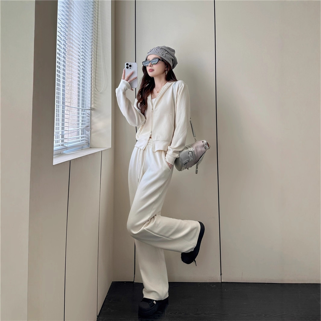 2025新款小个子奶系穿搭