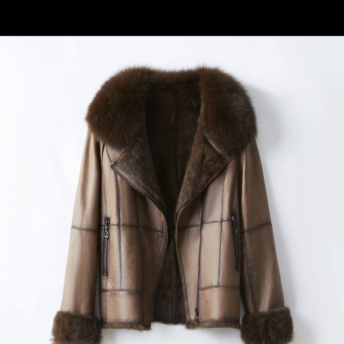皮毛一体女装短款2024新款狐狸毛领修身皮草大衣外套兔毛内胆