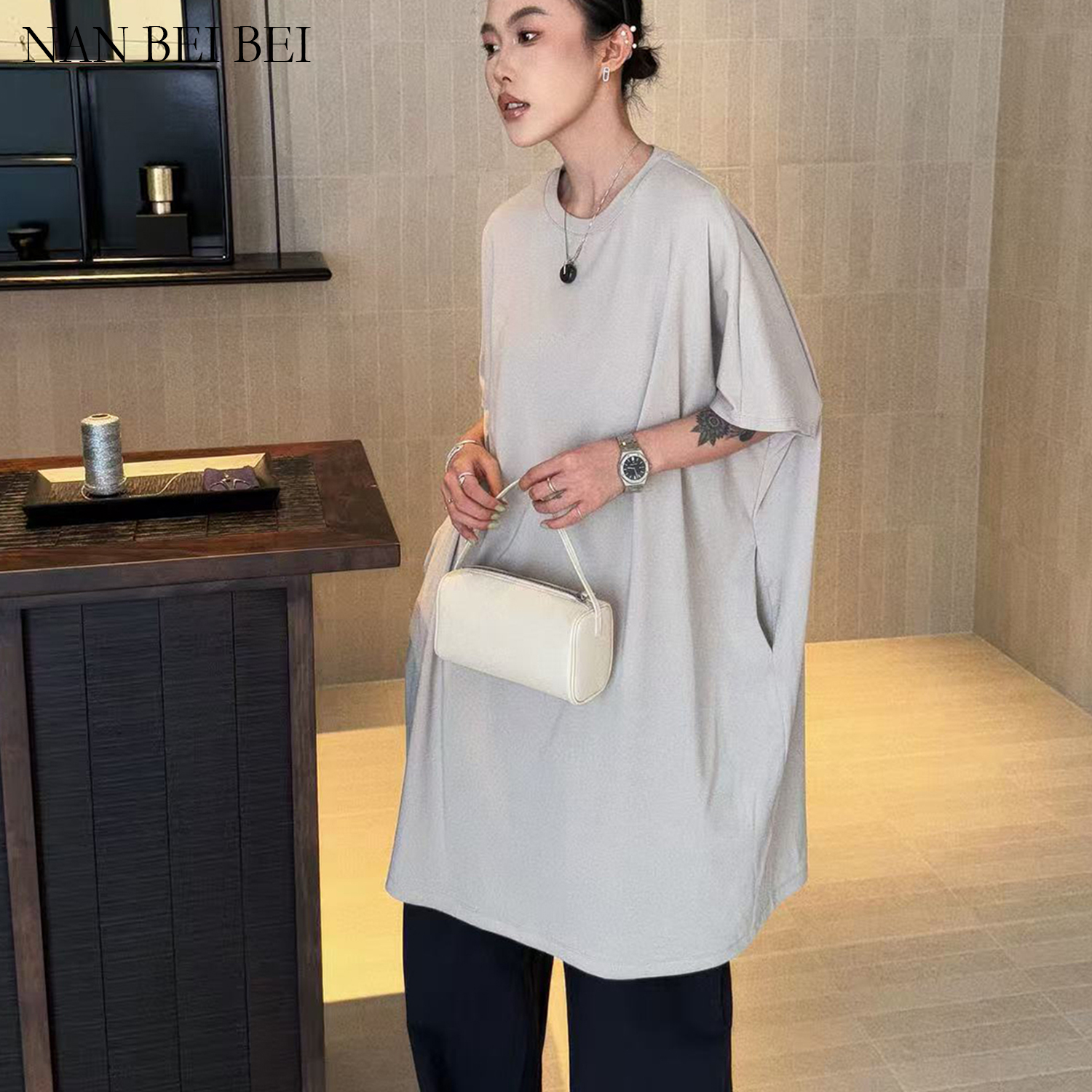 南北贝夏季新款宽松简约连衣裙