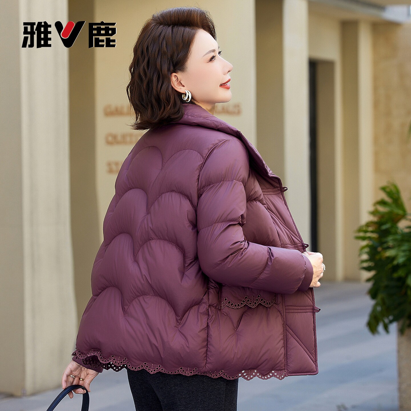 雅鹿羽绒服女装2026冬季新款中老年保暖休闲上衣服时尚外套妈妈装