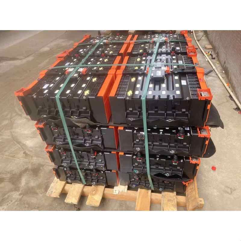 比亚迪磷酸铁锂电池12V24V48V房车床车货车空调启动光伏储能图片