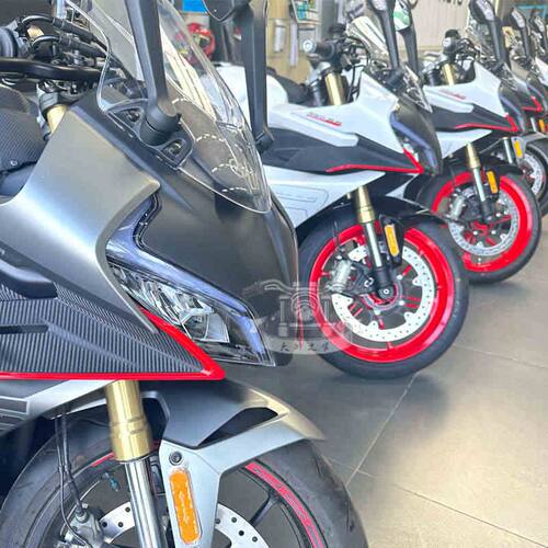 CFMOTO春风450sr大灯护罩 原厂配件导流罩450srs全车外壳25款护板