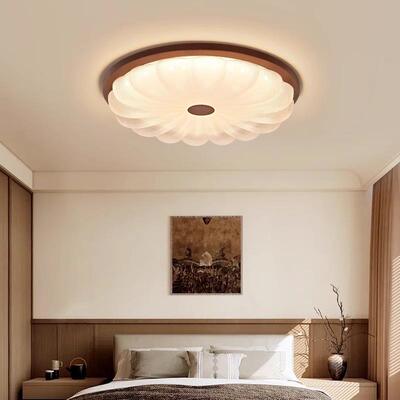 汇园卧室灯美式复古书房吸顶2025新款创意胡桃木色贝壳造型灯E