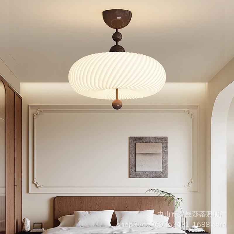 卧室吸顶灯中古风创意时尚条褶圆形led灯法式简约明亮护眼房间灯