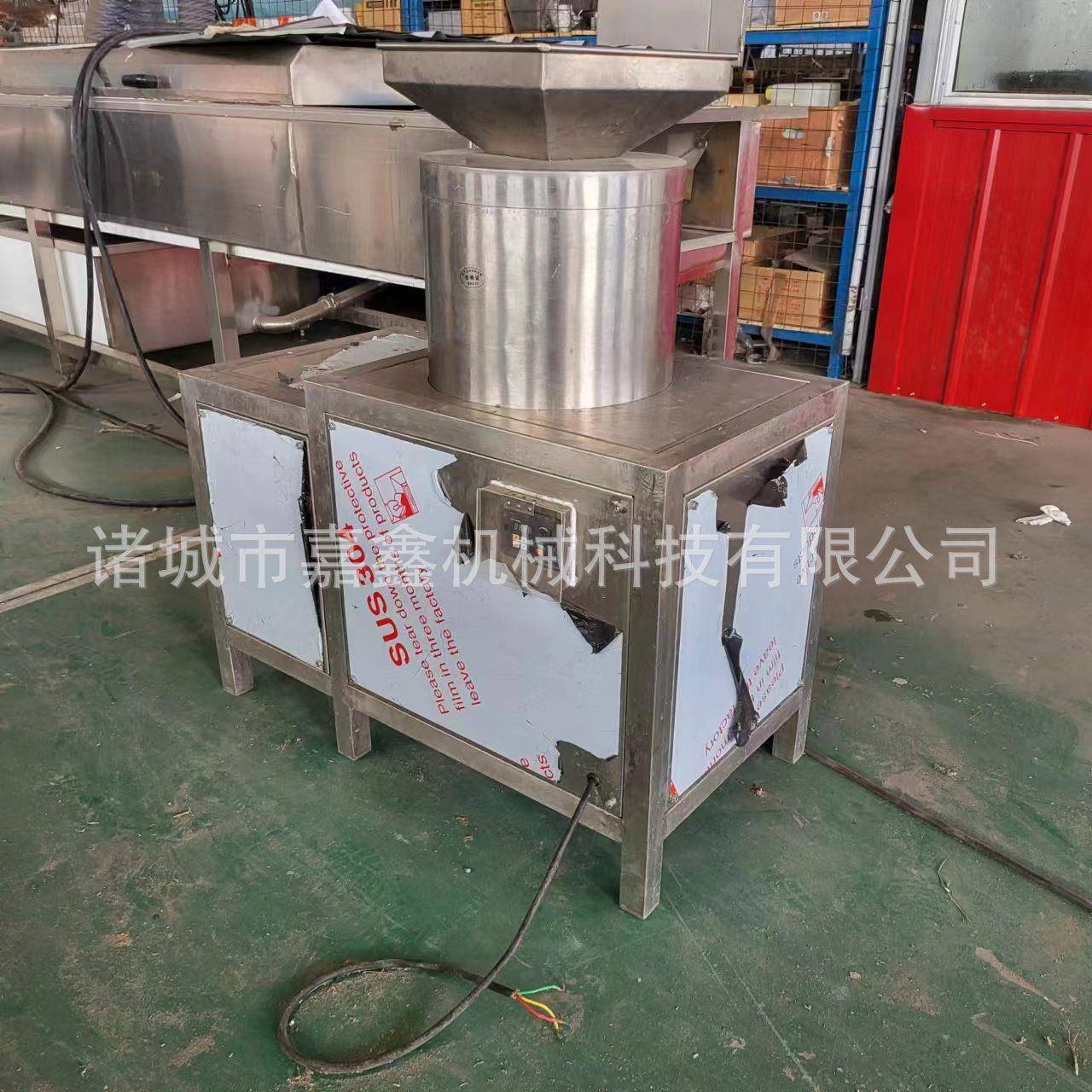 鳕鱼片肉松机小型鸡肉打丝机牛板筋拉丝均匀厂家香菇脚撕丝机