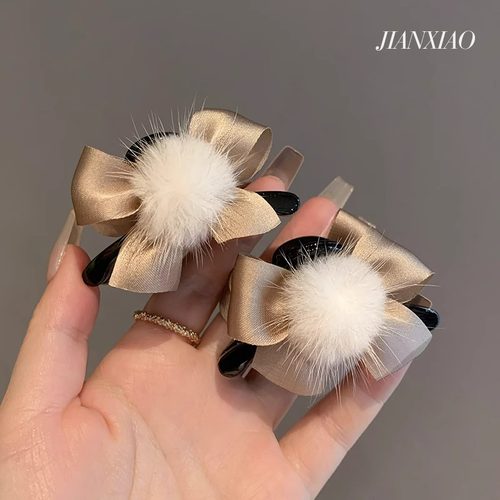 创意可爱毛绒球抓夹毛毛蝴蝶结发夹布艺简约公主头刘海夹侧边发饰
