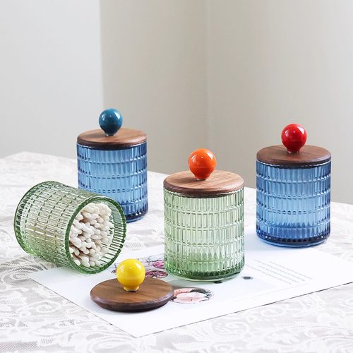 玻璃餐厅高颜值多巴胺带胡桃木盖