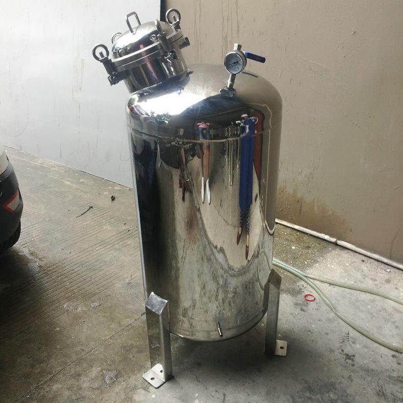 厂家供应不锈钢罐 不锈钢罐 立式 不锈钢罐 304 欢迎订购,清洗/食品/商业设备,奶罐/储罐,淘宝优惠券,粉丝福利购,淘宝优惠卷